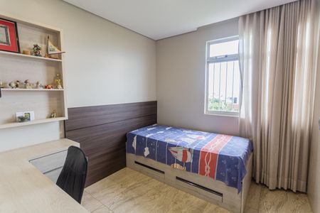 Apartamento para alugar com 77m², 3 quartos e 1 vagaQuarto 2