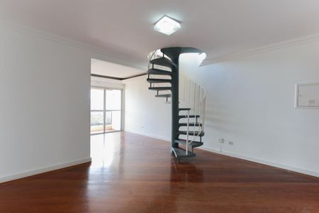 Apartamento para alugar com 126m², 3 quartos e 2 vagasSala