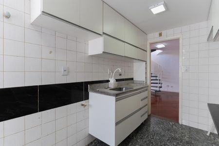 Apartamento para alugar com 126m², 3 quartos e 2 vagasCozinha
