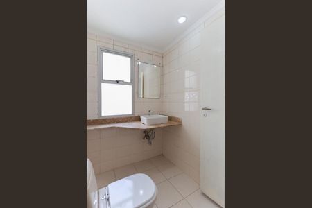 Apartamento para alugar com 126m², 3 quartos e 2 vagasBanheiro