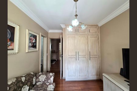 Apartamento à venda com 170m², 4 quartos e 2 vagasSuíte 2