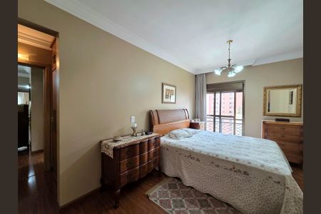 Apartamento à venda com 170m², 4 quartos e 2 vagasSuíte 4