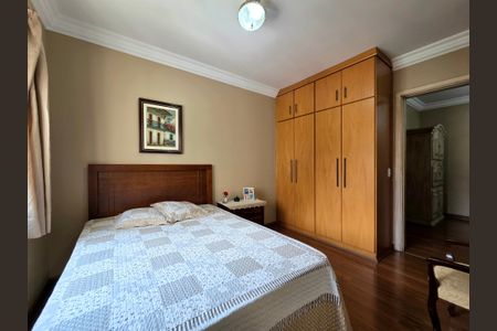 Apartamento à venda com 170m², 4 quartos e 2 vagasSuíte 3