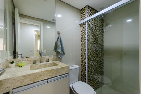 Apartamento à venda com 59m², 2 quartos e 1 vaga Apartamento à venda com 59m², 2 quartos e 1 vagaBanheiro