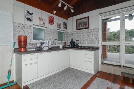 Casa à venda com 116m², 2 quartos e 2 vagasCozinha