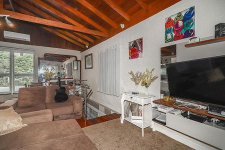 Sala de casa à venda com 2 quartos, 116m² em Jardim Sabará, Porto Alegre