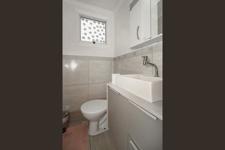 Casa à venda com 116m², 2 quartos e 2 vagasLavabo