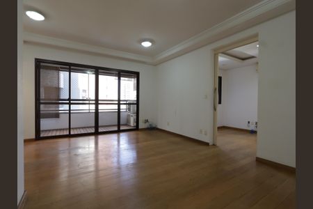 Apartamento à venda com 101m², 2 quartos e 2 vagasSala