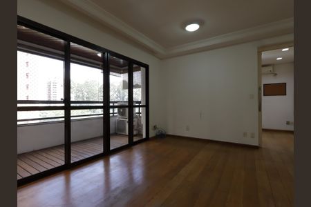 Apartamento à venda com 101m², 2 quartos e 2 vagasSala