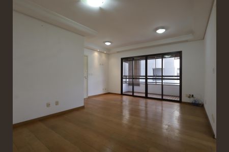Apartamento à venda com 101m², 2 quartos e 2 vagasSala