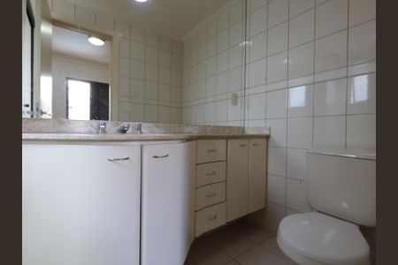 Apartamento à venda com 101m², 2 quartos e 2 vagasBanheiro da Suíte