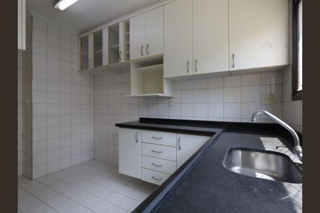 Apartamento à venda com 101m², 2 quartos e 2 vagasCozinha