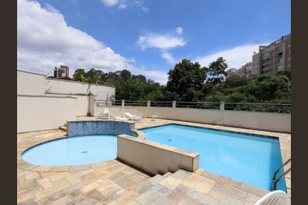 Apartamento à venda com 101m², 2 quartos e 2 vagasÁrea comum - Piscina