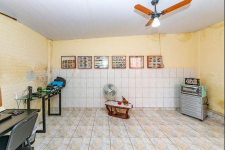 Casa à venda com 240m², 4 quartos e 7 vagas