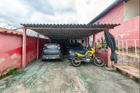 Casa à venda com 240m², 4 quartos e 7 vagas