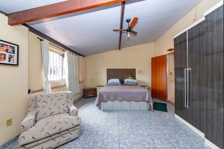 Casa à venda com 240m², 4 quartos e 7 vagas