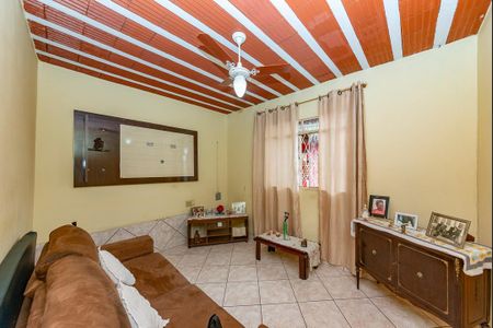 Casa à venda com 4 quartos, 240m² em Nova Gameleira, Belo Horizonte