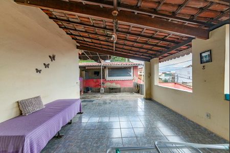Casa à venda com 240m², 4 quartos e 7 vagas