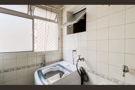 Apartamento à venda com 66m², 3 quartos e 1 vaga Apartamento à venda com 66m², 3 quartos e 1 vagaÁrea de Serviço