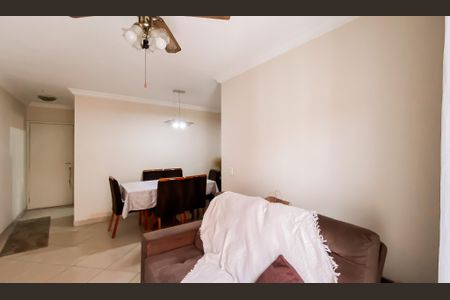 Sala  de apartamento à venda com 3 quartos, 66m² em Vila Araguaia, São Paulo