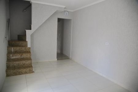 Sala de casa para alugar com 2 quartos, 70m² em Jardim Lauro Gomes, São Bernardo do Campo