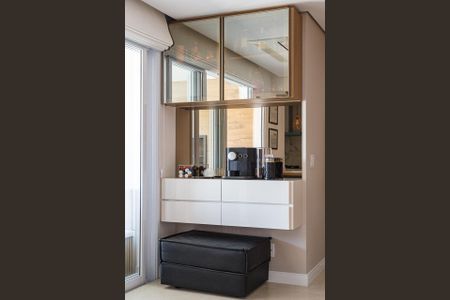 Apartamento para alugar com 100m², 3 quartos e 2 vagas Apartamento para alugar com 100m², 3 quartos e 2 vagasOutros