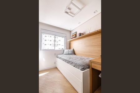 Quarto de apartamento para alugar com 3 quartos, 100m² em Parque Industrial Tomas Edson, São Paulo