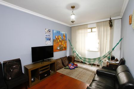 Apartamento para alugar com 90m², 3 quartos e 1 vagaSala