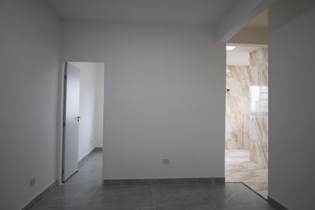 Casa para alugar com 1 quarto, 40m² em Campo Grande, São Paulo