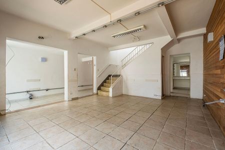 Sala de casa para alugar com 3 quartos, 140m² em Vila Madalena, São Paulo