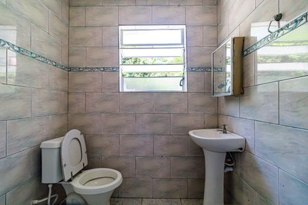 Banheiro de casa para alugar com 1 quarto, 80m² em Rio Pequeno, São Paulo