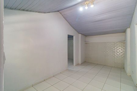 Sala de casa para alugar com 1 quarto, 80m² em Rio Pequeno, São Paulo