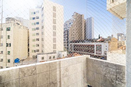 Studio para alugar com 28m², 1 quarto e sem vaga Studio para alugar com 28m², 1 quarto e sem vagaSacada