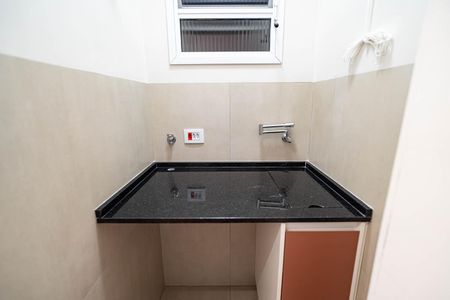 Studio para alugar com 28m², 1 quarto e sem vaga Studio para alugar com 28m², 1 quarto e sem vagaÁrea de Serviço