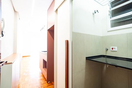 Studio para alugar com 28m², 1 quarto e sem vaga Studio para alugar com 28m², 1 quarto e sem vagaÁrea de Serviço