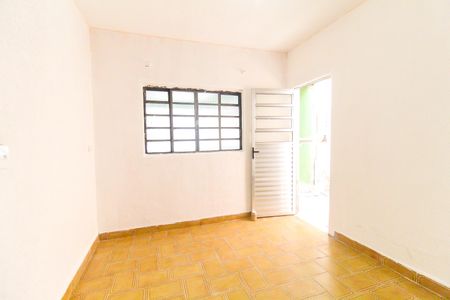 Casa para alugar com 60m², 2 quartos e 1 vagaSala