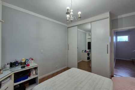 Casa à venda com 300m², 4 quartos e 6 vagas Casa à venda com 300m², 4 quartos e 6 vagasQuarto 1