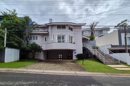 Casa à venda com 300m², 4 quartos e 6 vagas Casa à venda com 300m², 4 quartos e 6 vagasfachada da casa