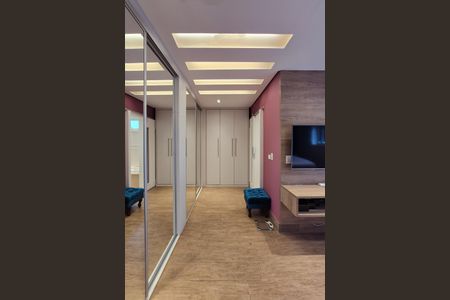 Casa à venda com 300m², 4 quartos e 6 vagas Casa à venda com 300m², 4 quartos e 6 vagasSuíte 1