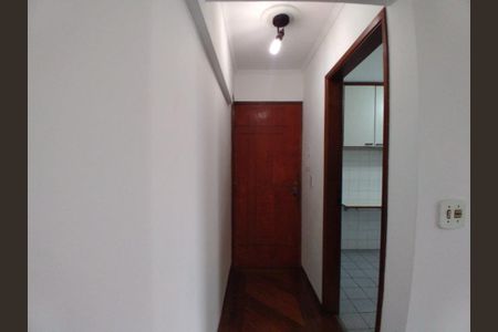 Apartamento à venda com 72m², 2 quartos e 2 vagasCorredor