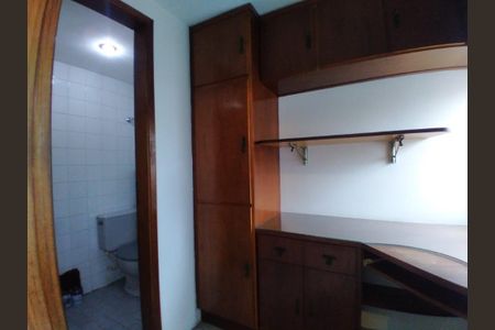 Apartamento à venda com 72m², 2 quartos e 2 vagasCozinha
