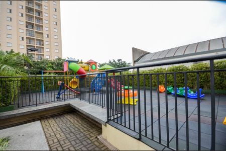 Casa à venda com 51m², 2 quartos e 1 vaga Casa à venda com 51m², 2 quartos e 1 vagaÁrea comum - Playground