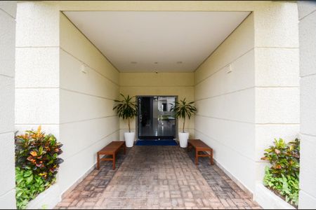 Casa à venda com 51m², 2 quartos e 1 vaga Casa à venda com 51m², 2 quartos e 1 vagaEntrada