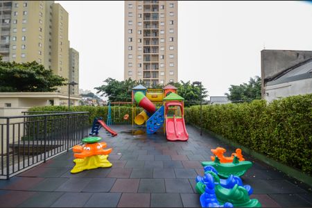 Casa à venda com 51m², 2 quartos e 1 vaga Casa à venda com 51m², 2 quartos e 1 vagaÁrea comum - Playground