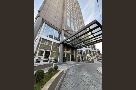 Apartamento à venda com 32m², 1 quarto e 1 vagaFachada