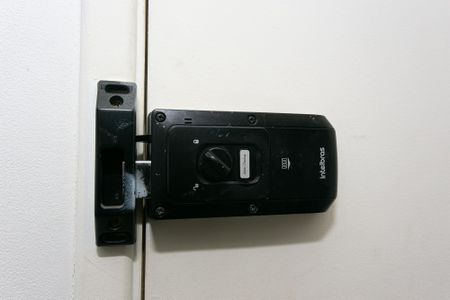 Apartamento à venda com 47m², 2 quartos e 1 vagaFechadura Eletrônica