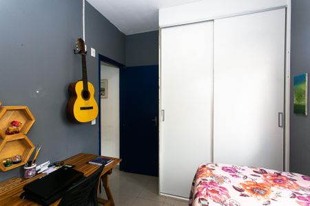 Apartamento à venda com 47m², 2 quartos e 1 vagaQuarto 2