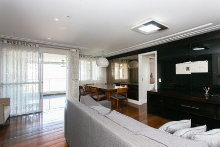 Apartamento para alugar com 106m², 3 quartos e 2 vagas Apartamento para alugar com 106m², 3 quartos e 2 vagasSala