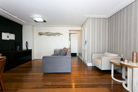 Apartamento para alugar com 106m², 3 quartos e 2 vagas Apartamento para alugar com 106m², 3 quartos e 2 vagasSala