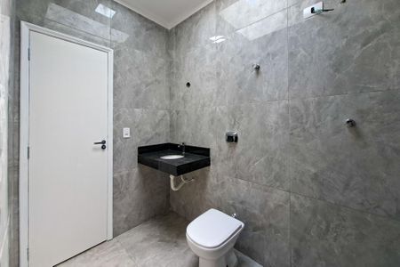 Apartamento para alugar com 160m², 3 quartos e 2 vagas Apartamento para alugar com 160m², 3 quartos e 2 vagasBanheiro